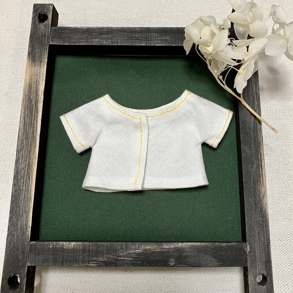 刺繍入りサロペット&シャツ(スカーフ付き)