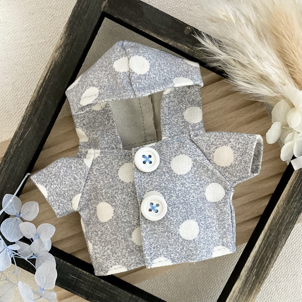 パーカーとズボンのセット