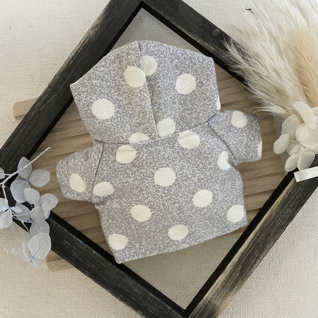 パーカーとズボンのセット