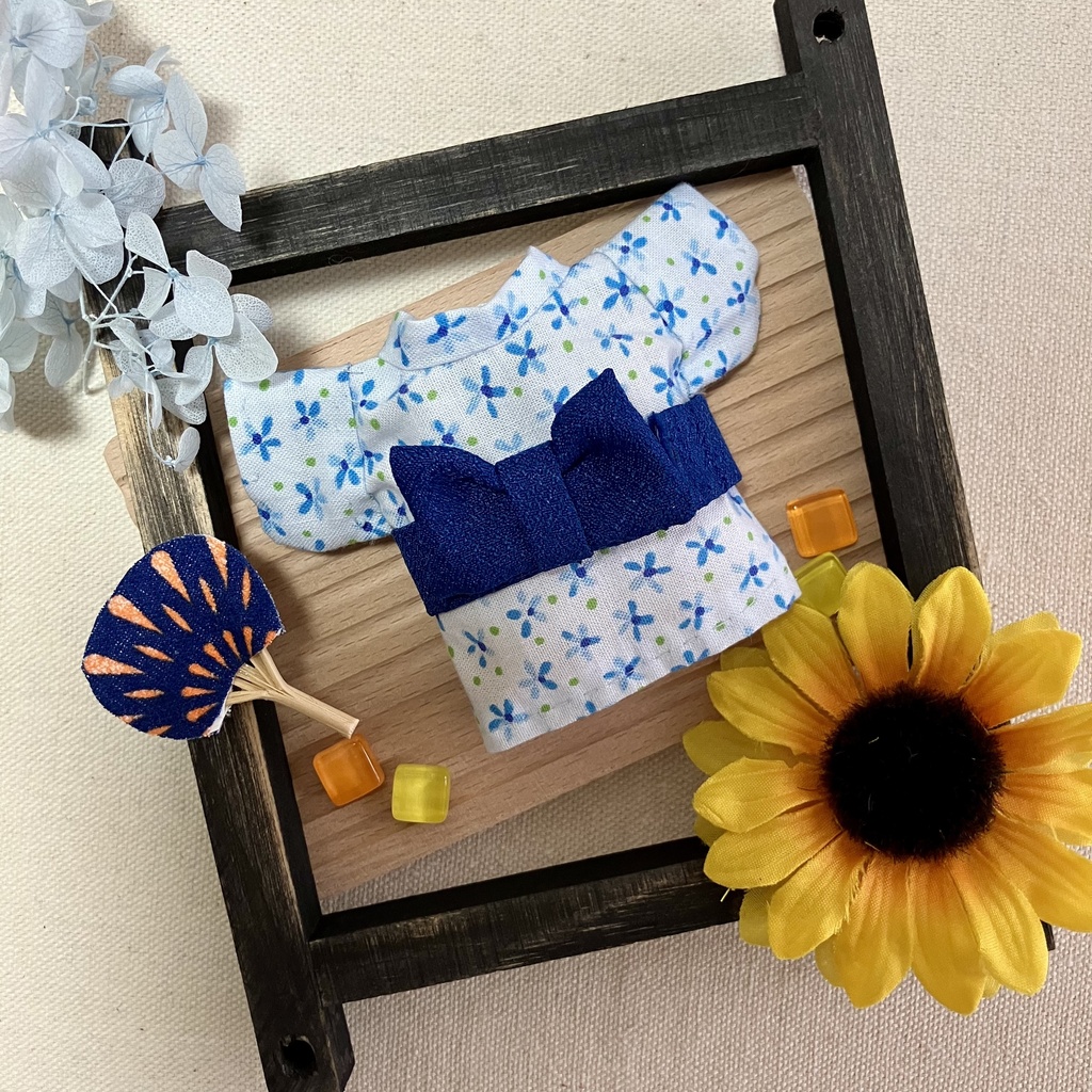 浴衣 花柄(うちわ付き)