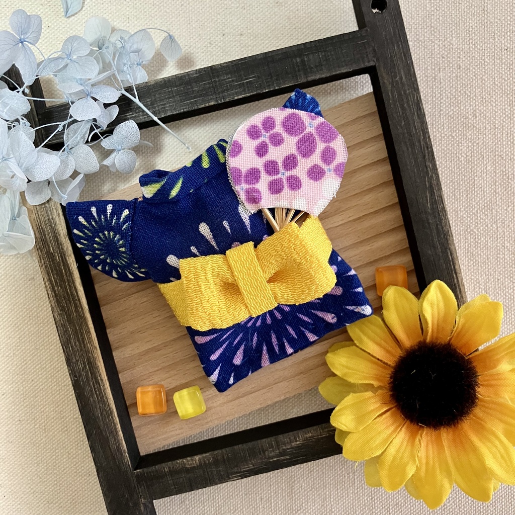 浴衣 花火柄(うちわ付き)