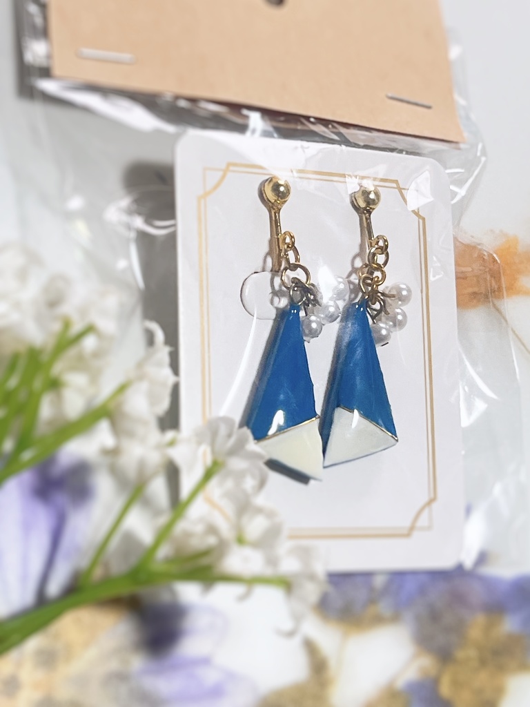 寮カラーイヤリング