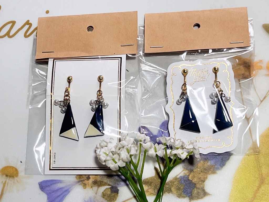 寮カラーイヤリング