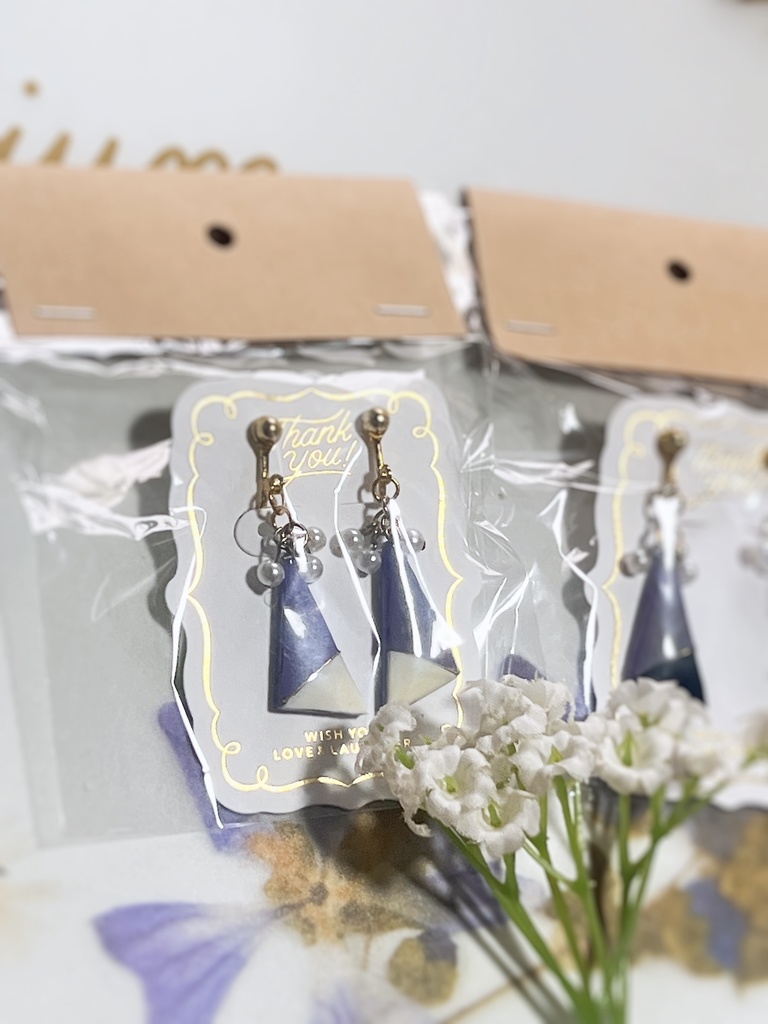 寮カラーイヤリング