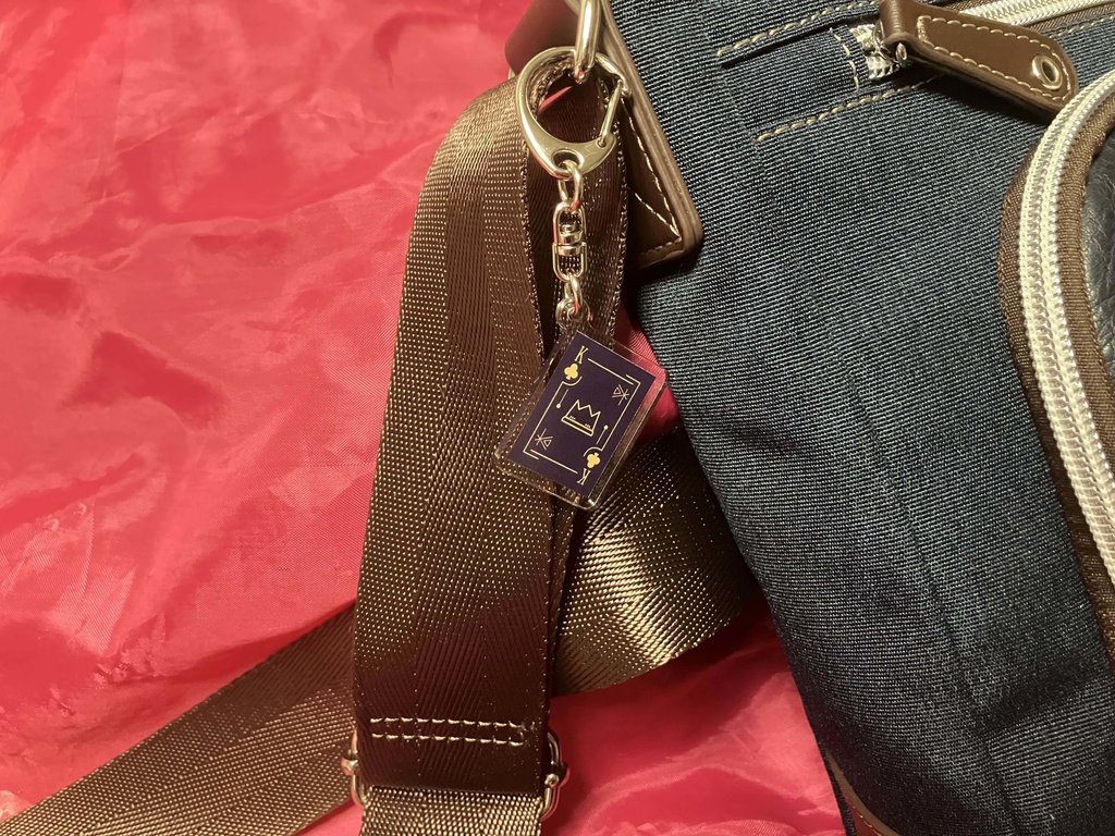 トランプKクローバー アクリルキーホルダー