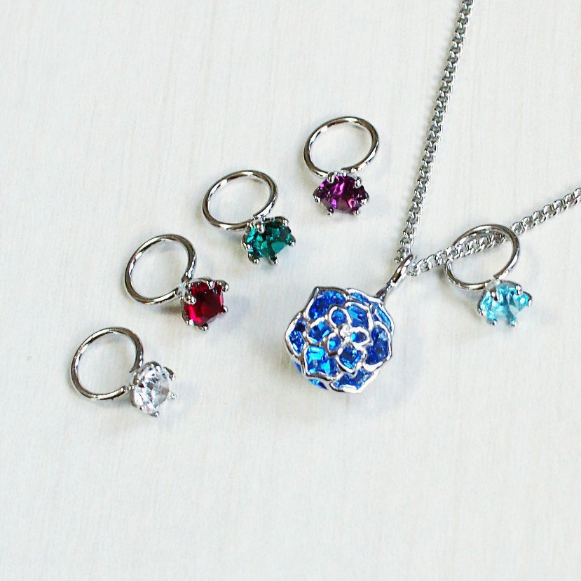 青薔薇革命(ネックレス)