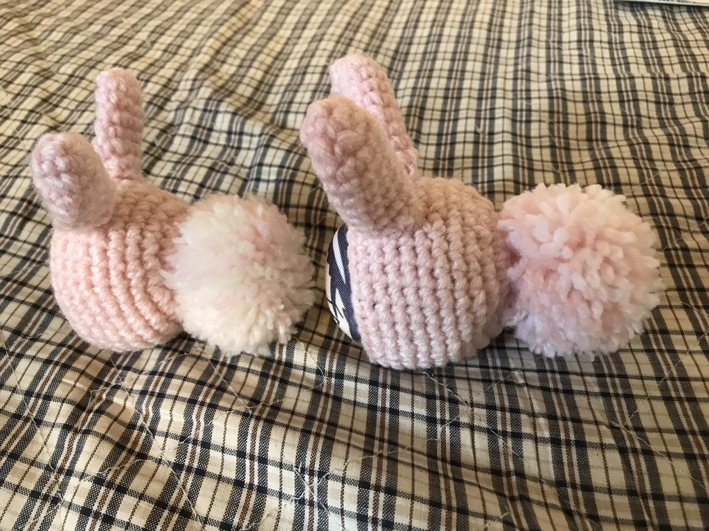 デカしっぽうさぎのおまんじゅう着ぐるみ