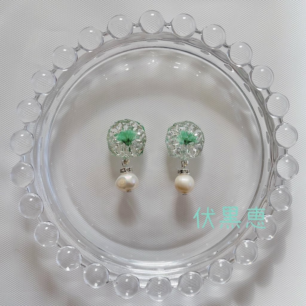 呪術廻戦 かすみ草&キラキラジュエリー モチーフピアス・イヤリング 〔A〕