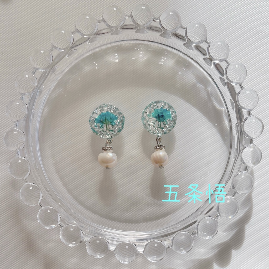 呪術廻戦 かすみ草&キラキラジュエリー モチーフピアス・イヤリング 〔B〕