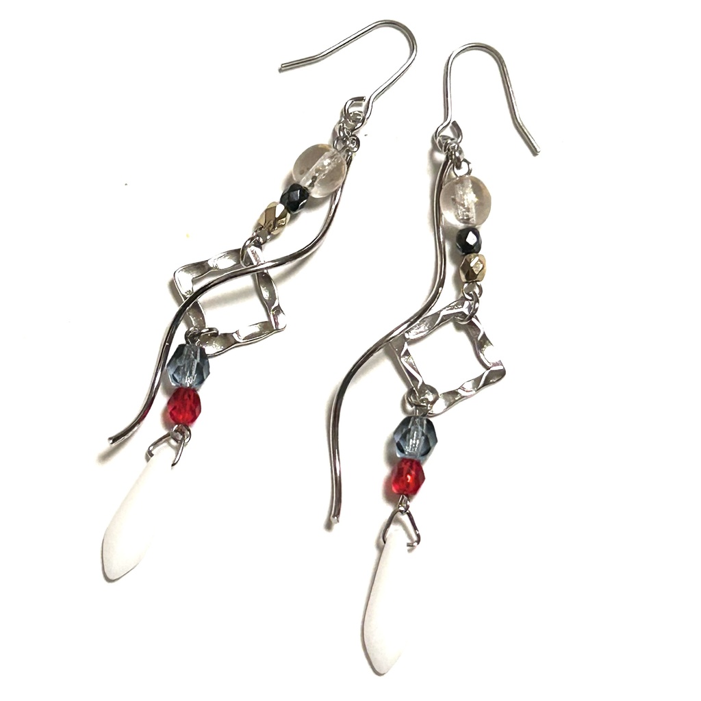 山鳥毛イメージピアス・イヤリング（とうらぶ）