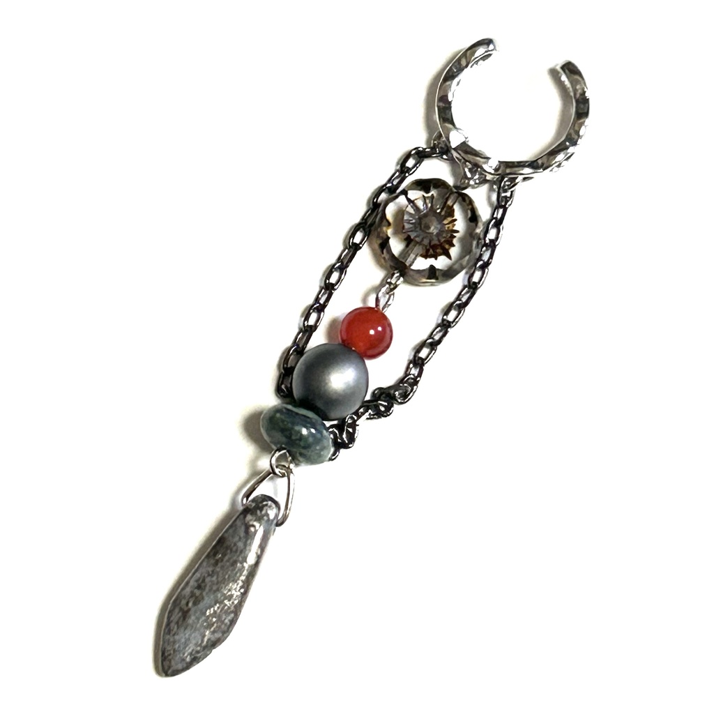 時間遡行軍打刀イメージイヤーカフ（とうらぶ）