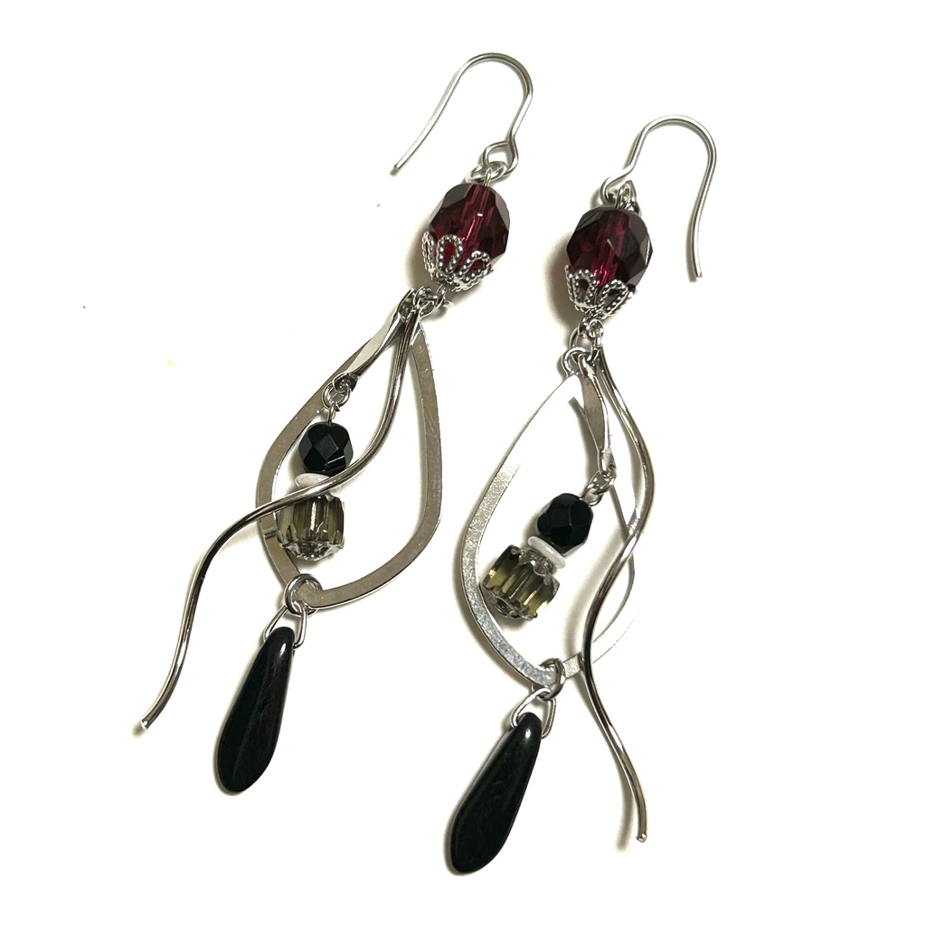 後家兼光イメージピアス・イヤリング（とうらぶ）