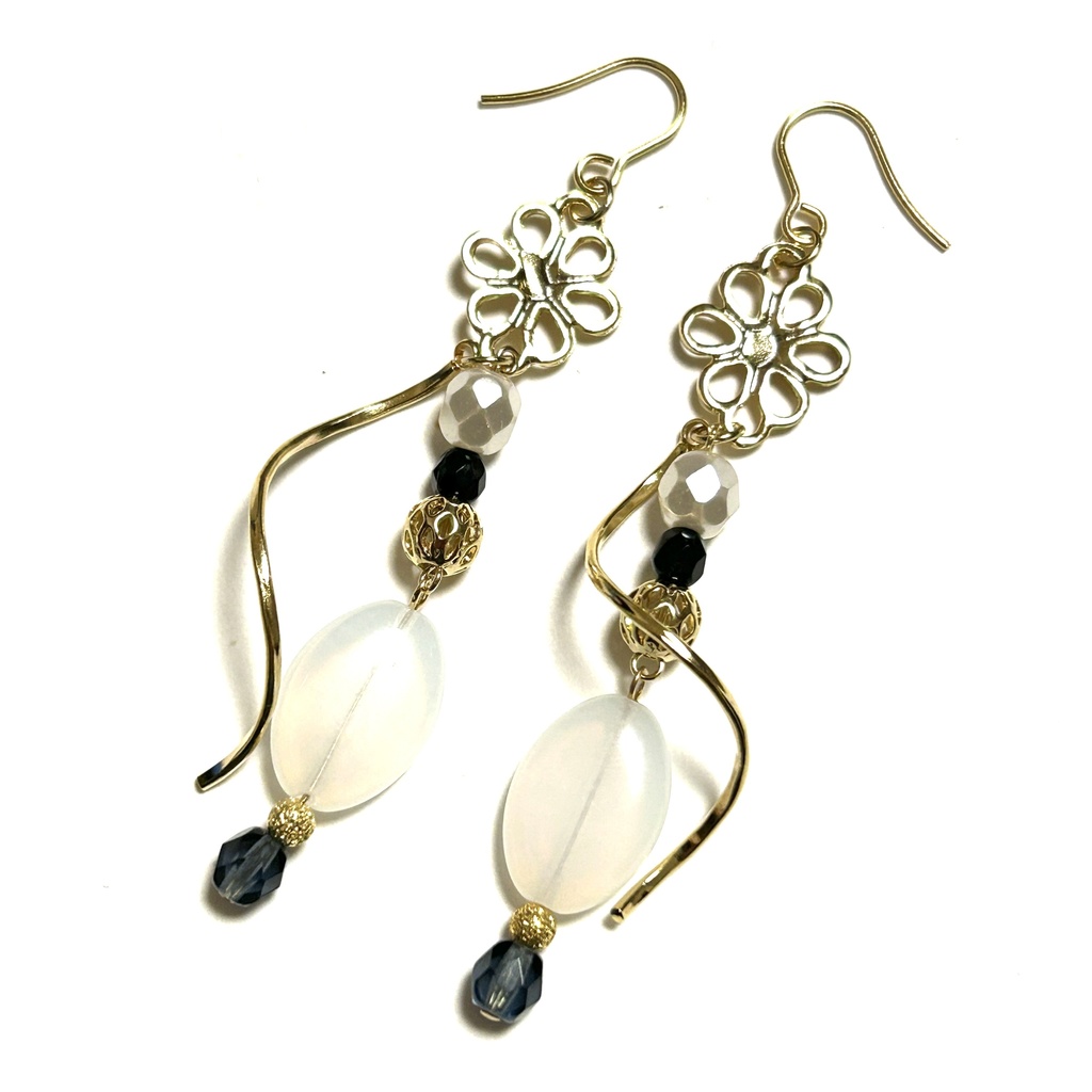 鶴丸国永イメージピアス・イヤリング（とうらぶ）