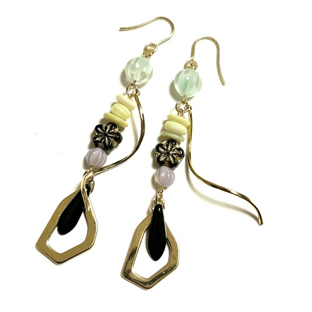 膝丸イメージピアス・イヤリング（とうらぶ）