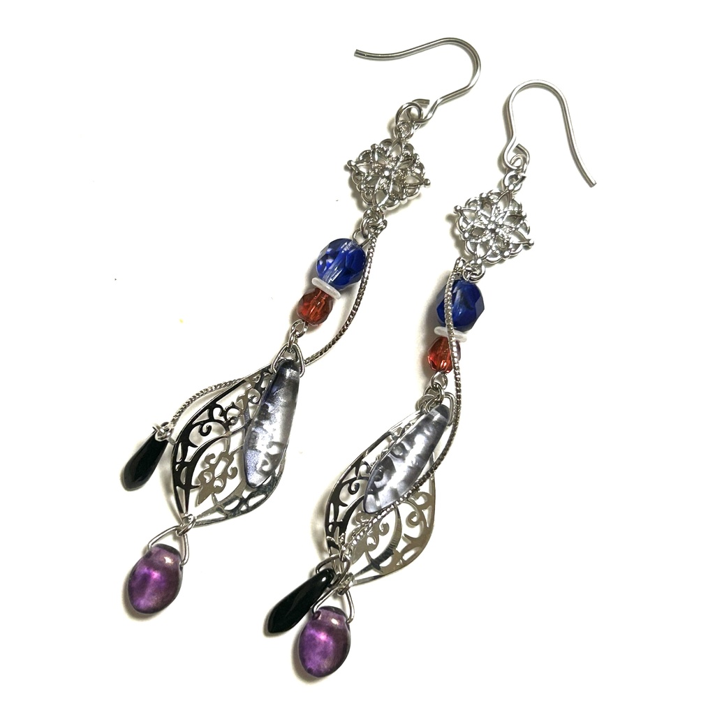 薬研藤四郎イメージピアス・イヤリング（とうらぶ）