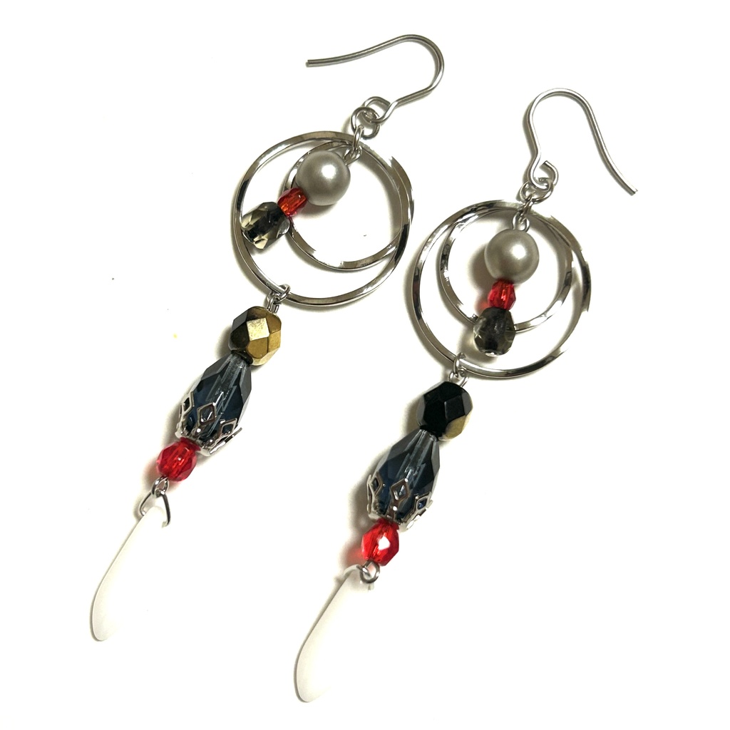 山鳥毛イメージピアス・イヤリング（とうらぶ）