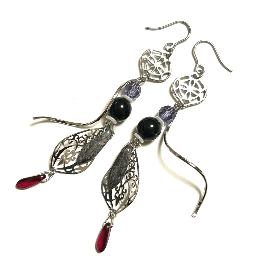 人間無骨イメージピアス・イヤリング（とうらぶ）