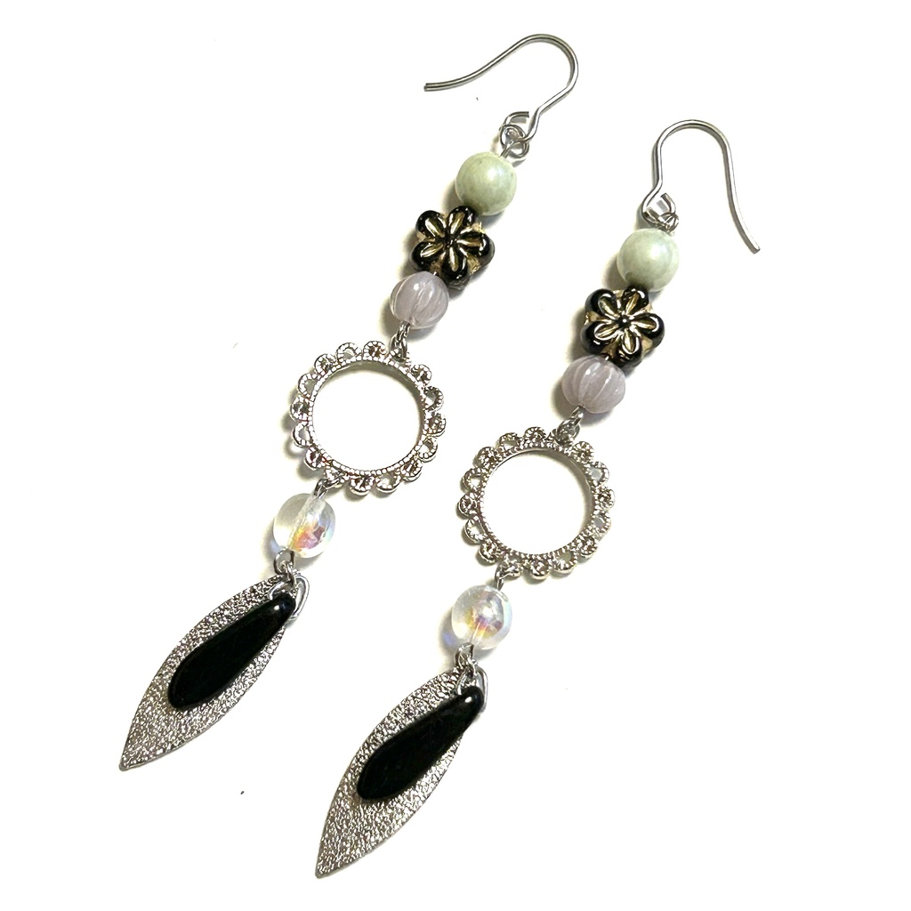 膝丸イメージピアス・イヤリング（とうらぶ）