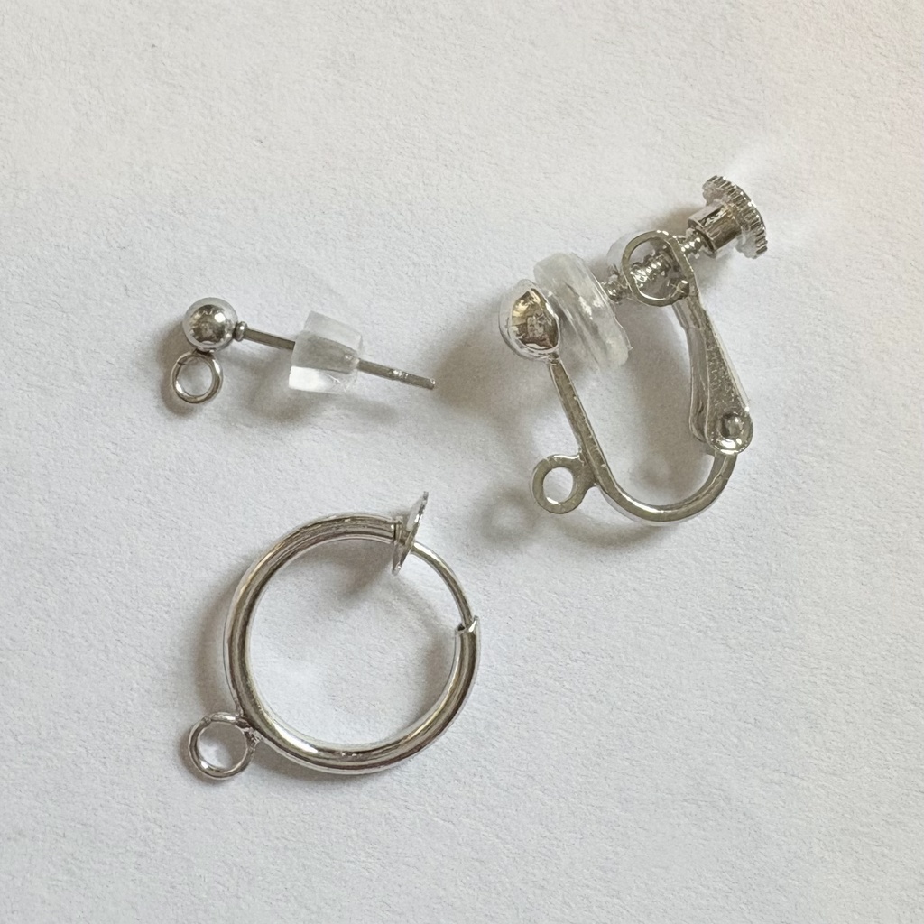 まんまるお花の耳飾り