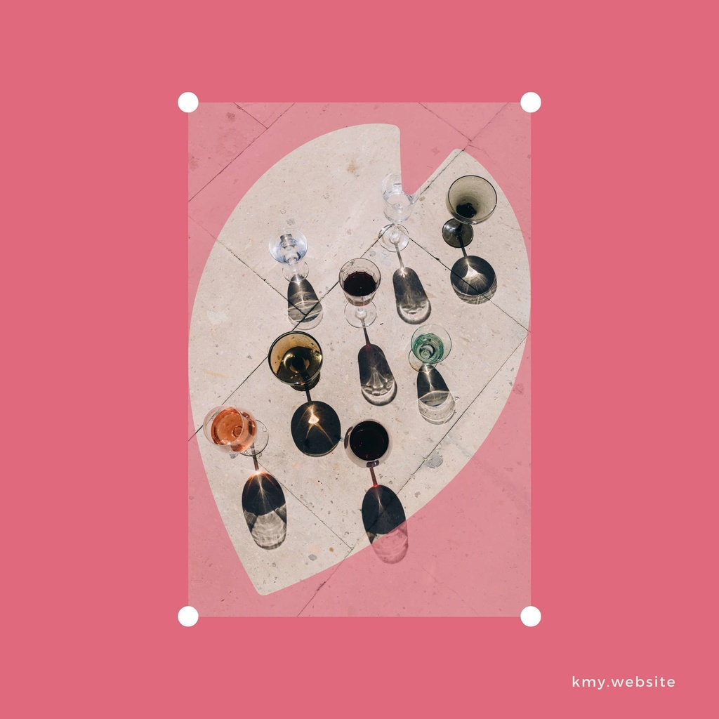 中の写真が傾かない花びら型Canva写真フレームセット