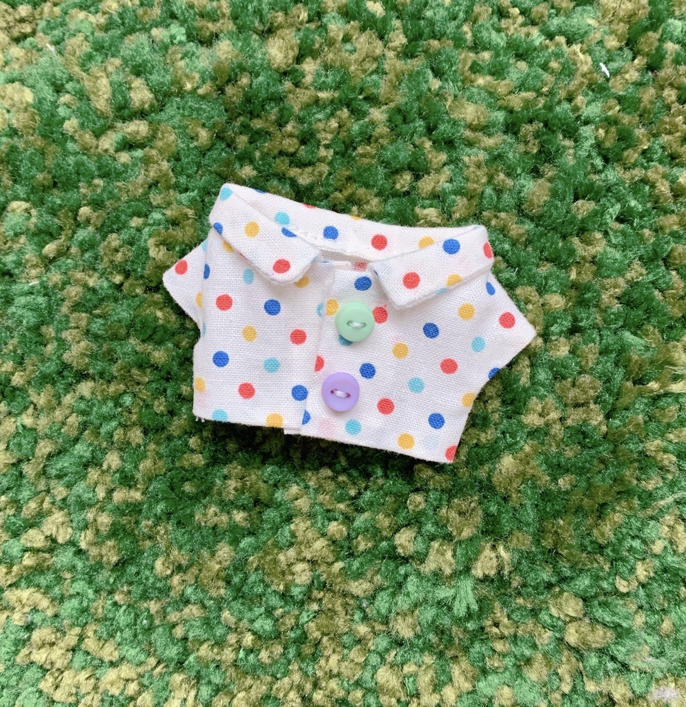 ドット柄シャツ