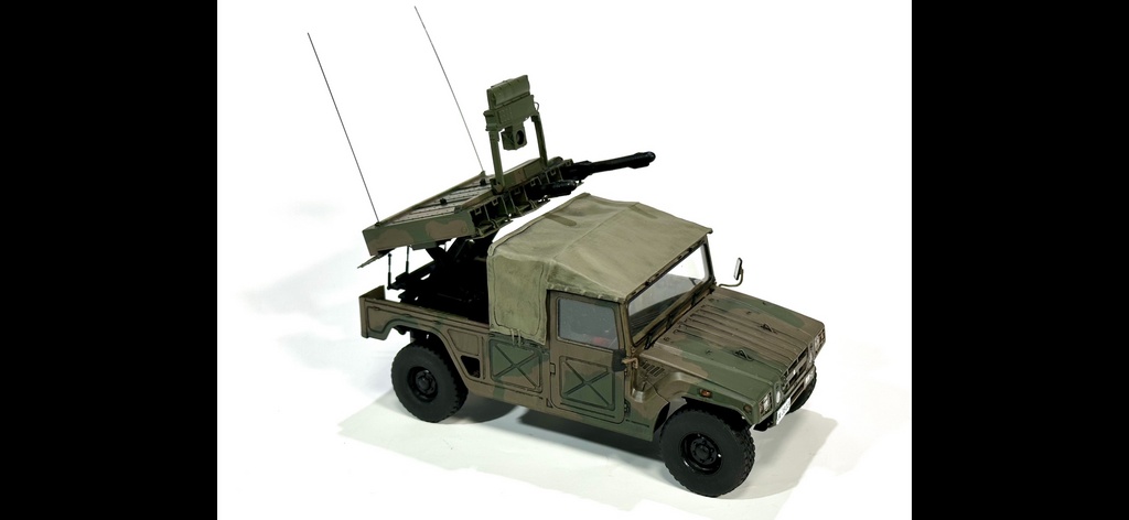 1/35中距離多目的誘導弾(展開&走行状態)ファインモールド高機動車用改造キット