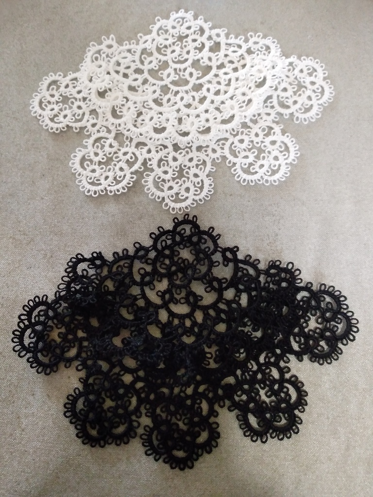 <微睡み>ブローチリボン