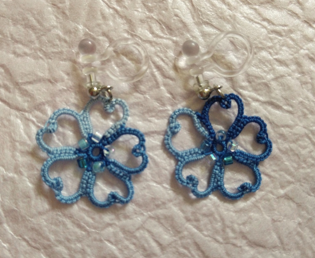 シリーズ<桜花>ノンホールピアス