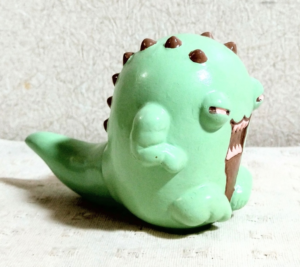 松村魂オリジナルソフビ「 あかんぼう怪獣ラグー」  カスタムペイント