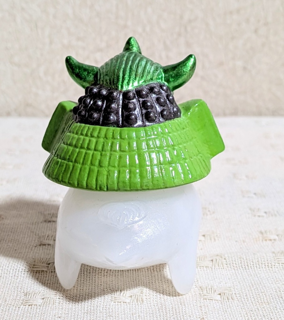 松村魂オリジナルソフビ「兜の妖精キャスキィ」カスタム作品