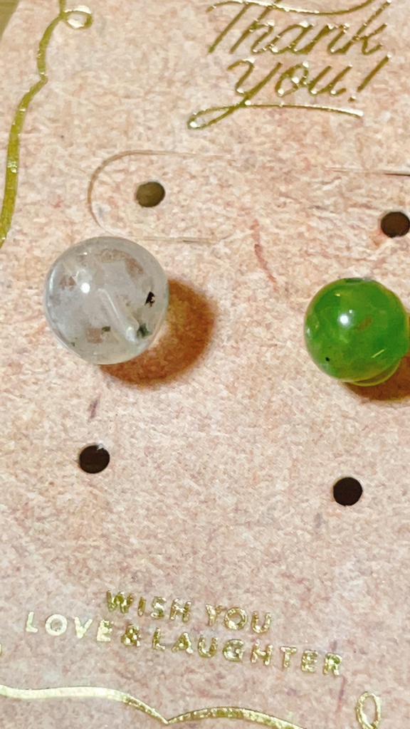 ペリドットと星入り水晶のシンプルピアス