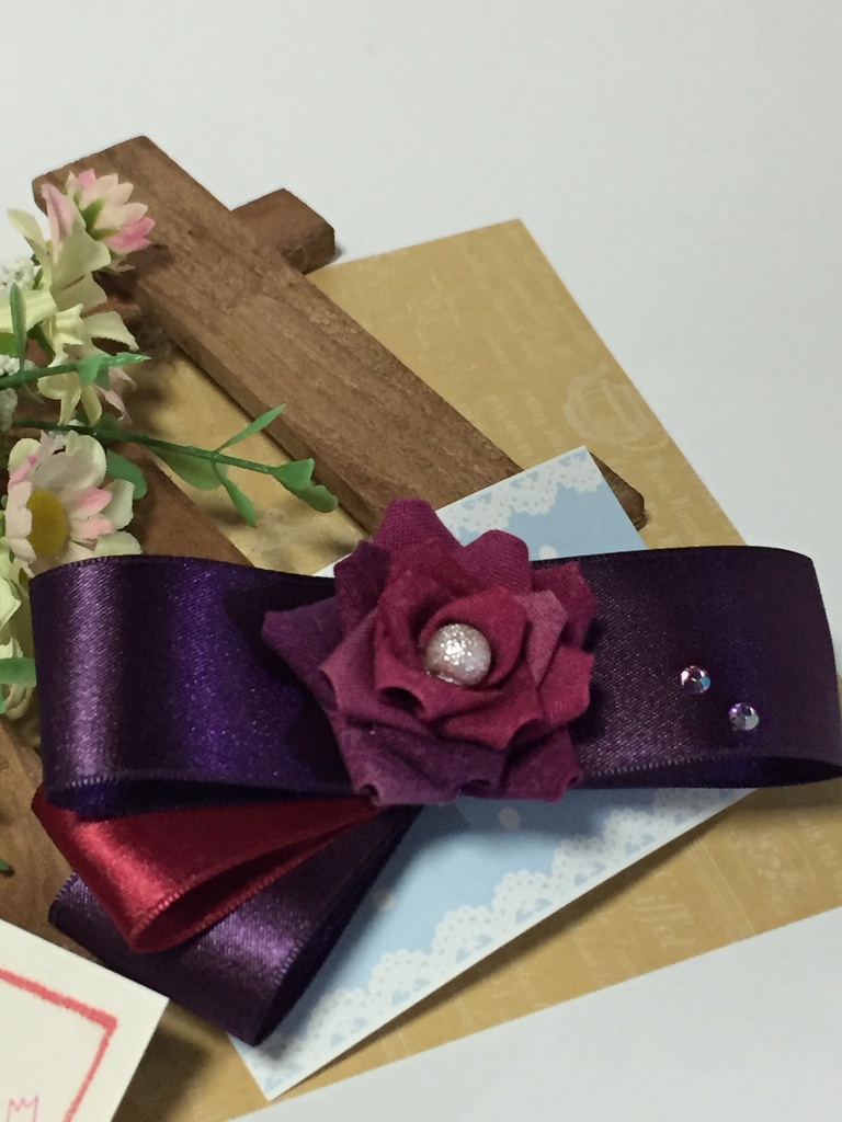 おお振りバラのヘアクリップ