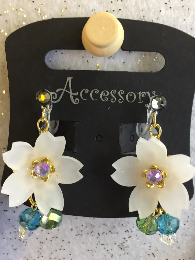 誉桜のイメージピアス一期一振