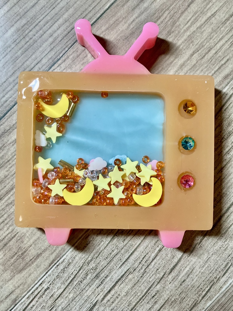 はじめてのUVレジン〜シェイカーモールド編〜