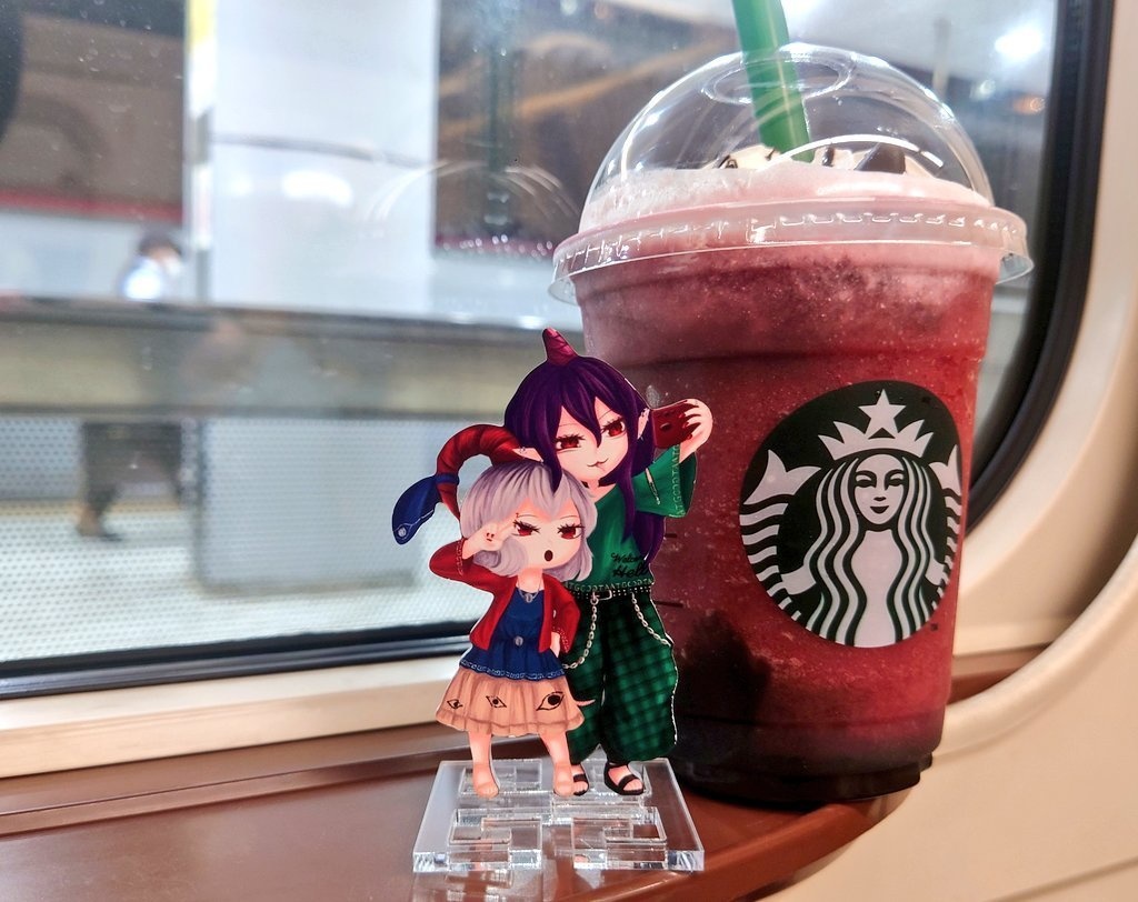 饕餮×ちやり 自撮りアクスタ