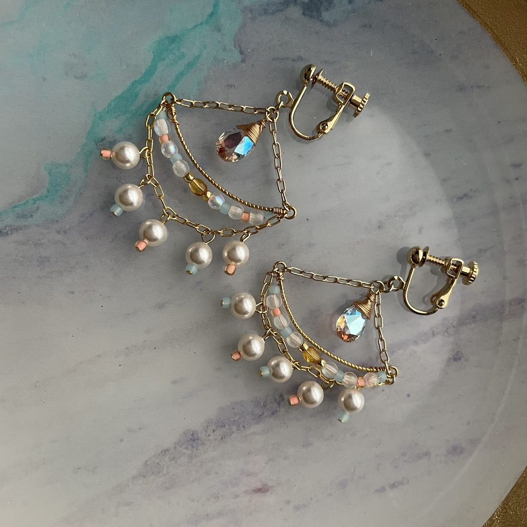 クレタのお姫様の耳飾り b