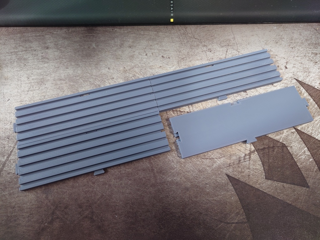 【受注生産】連結式高密度にアクスタ飾れるレール