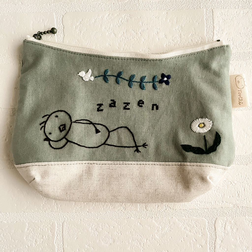 ぽってり可愛いとりきの刺繍ポーチ(2種)