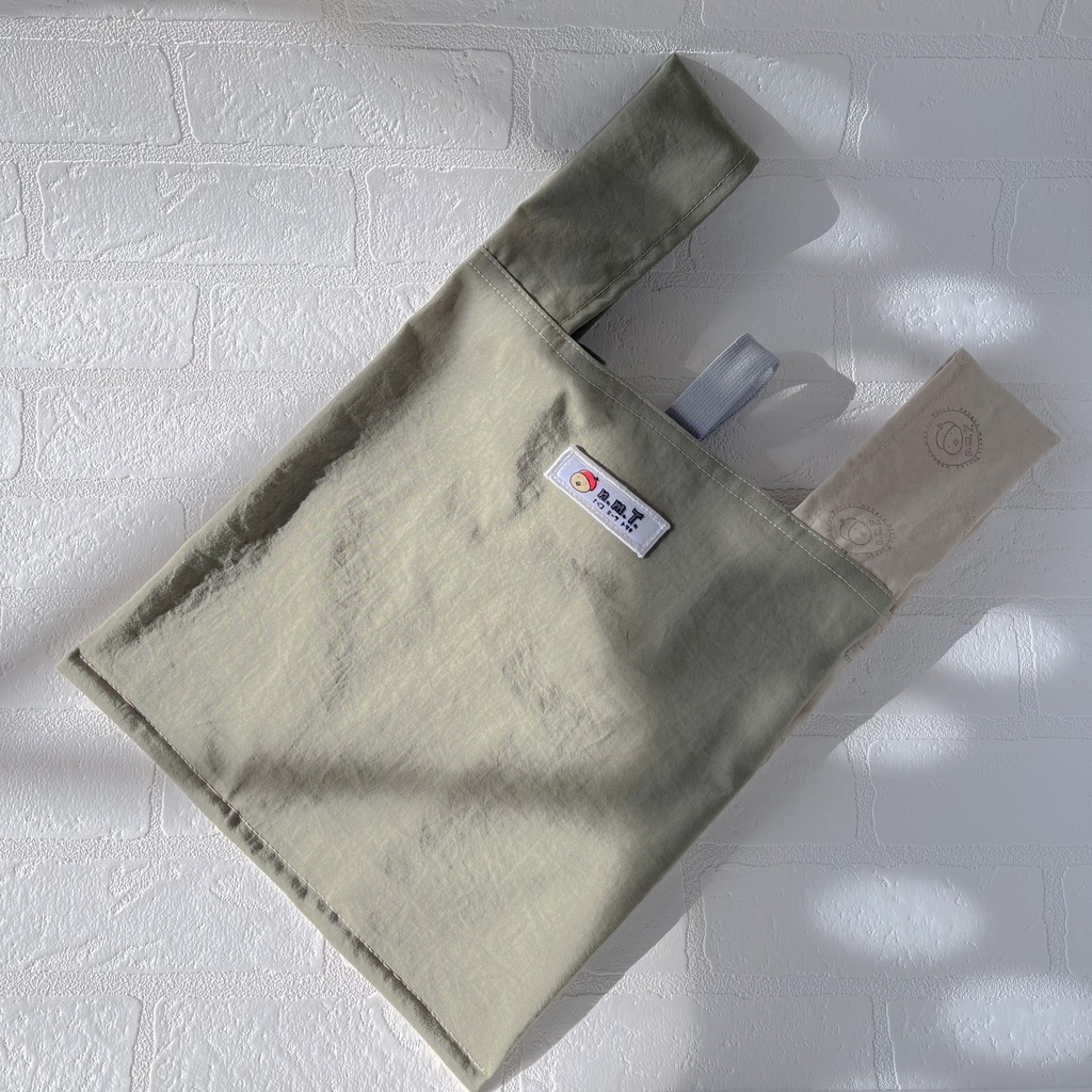 (ハンドメイド・2種)天然素材の折りたためるエコバック