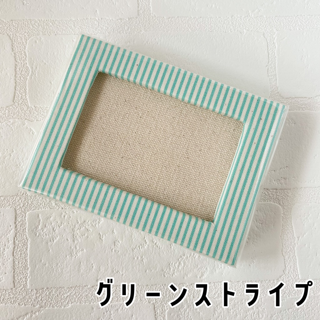 ハンドメイド・プラバンバッチフレーム