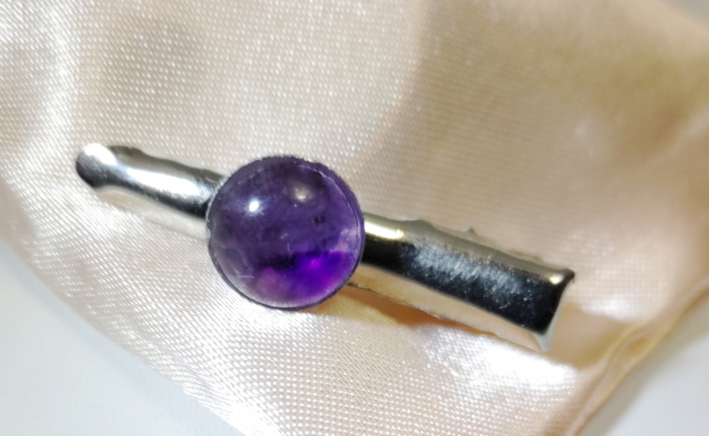 「飯屋憩さん専用商品」一点ものアメジストのミニクリップ