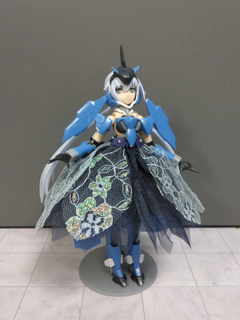 武装スカートset　雫形　ブルーラメレース×紺パニエ