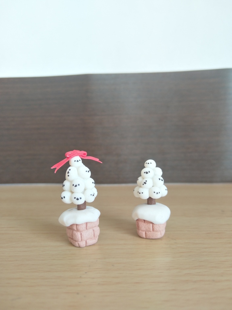 シマエナガだらけの小さなホワイトツリー