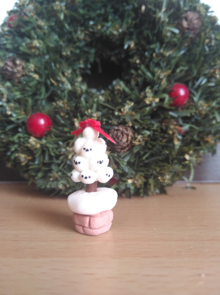 シマエナガだらけの小さなホワイトツリー