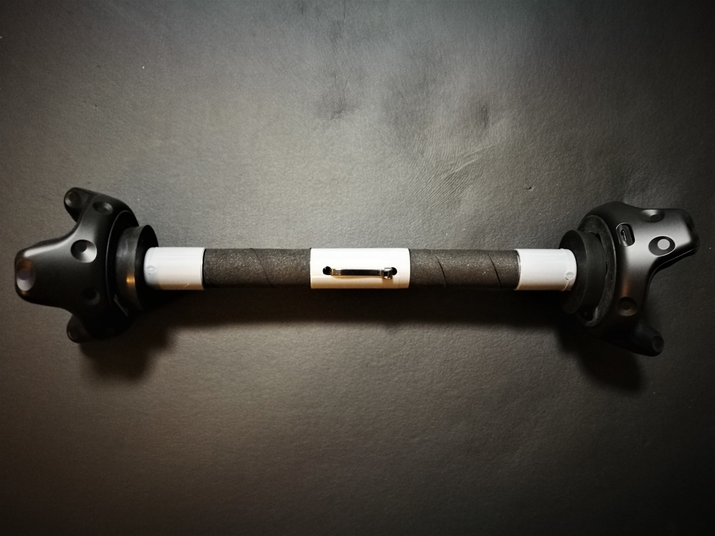 トラッカー設置用塩ビ管(グリップタイプ)