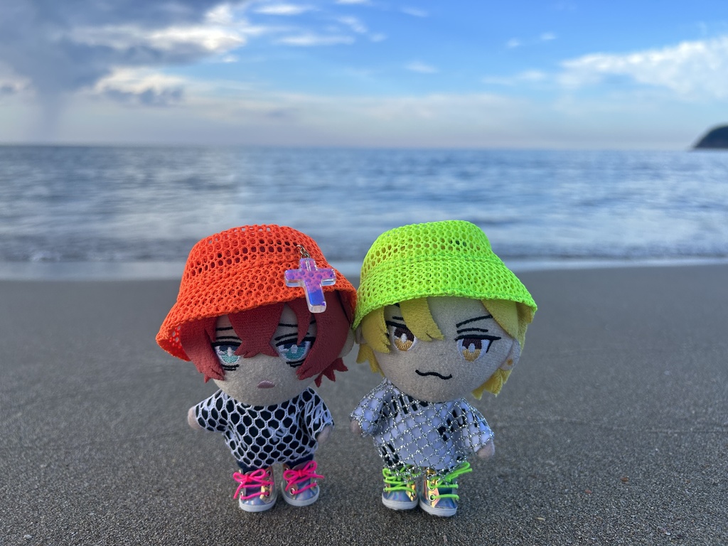 レイヤードネットTシャツ