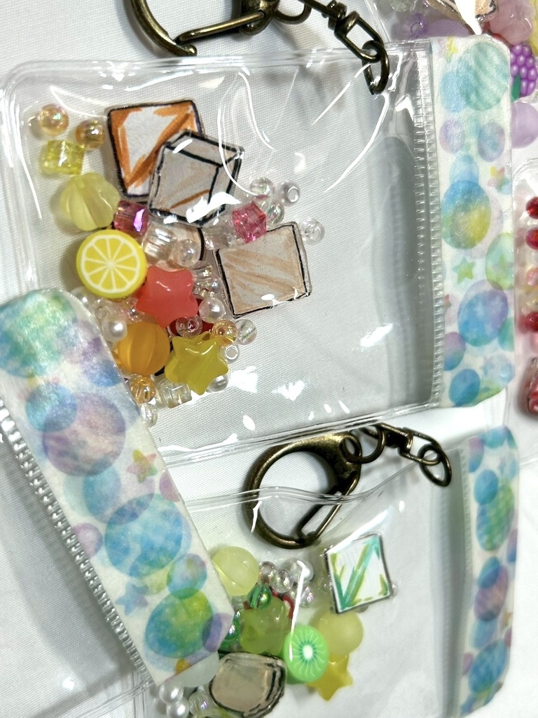 【ハンドメイド】クリームソーダモチーフ シャカシャカチャーム