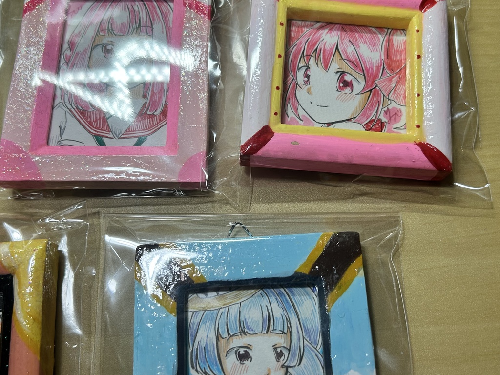【まどマギ、マギレコ】ミニ額装原画 全5種