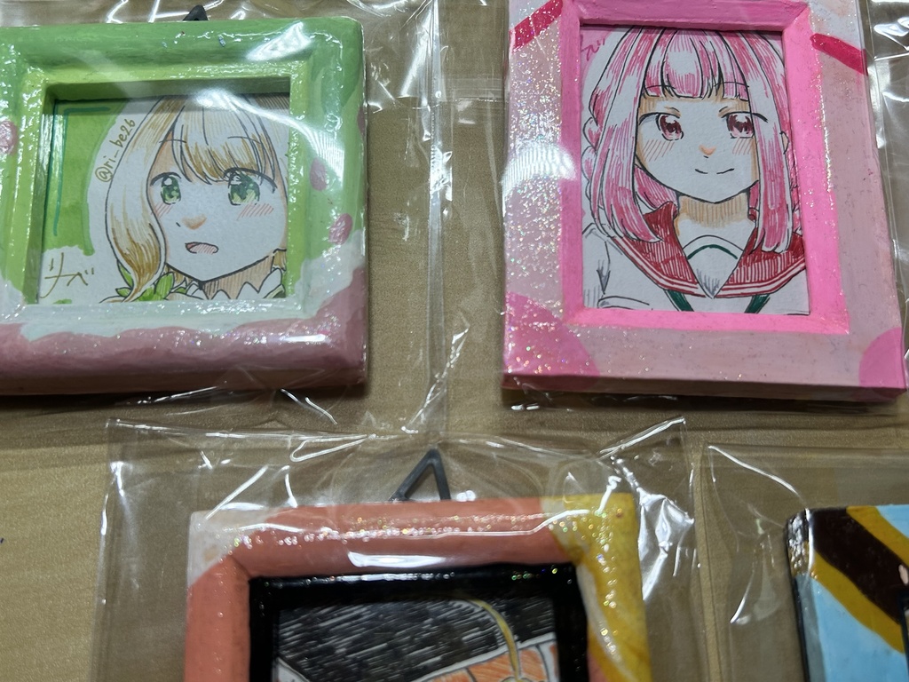 【まどマギ、マギレコ】ミニ額装原画 全5種