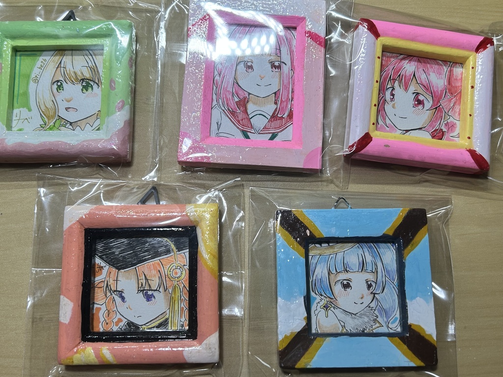 【まどマギ、マギレコ】ミニ額装原画 全5種